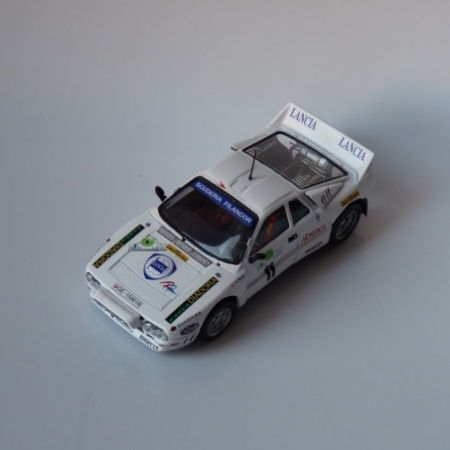 LANCIA 037 ROUX - RALLY LANA 1985