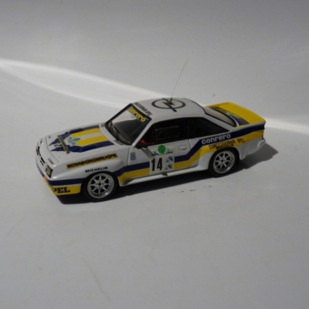 OPEL MANTA 400 - ORMEZZANO - RALLY LANA 1985 WINNER